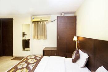 Oyo Rooms Malviya Nagar Market 新德里 外观 照片